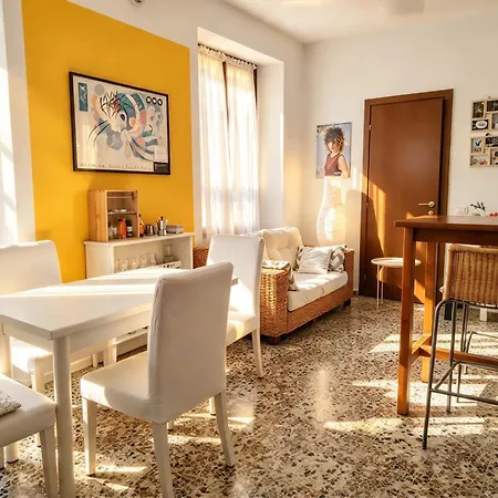 Holiday home Intra14